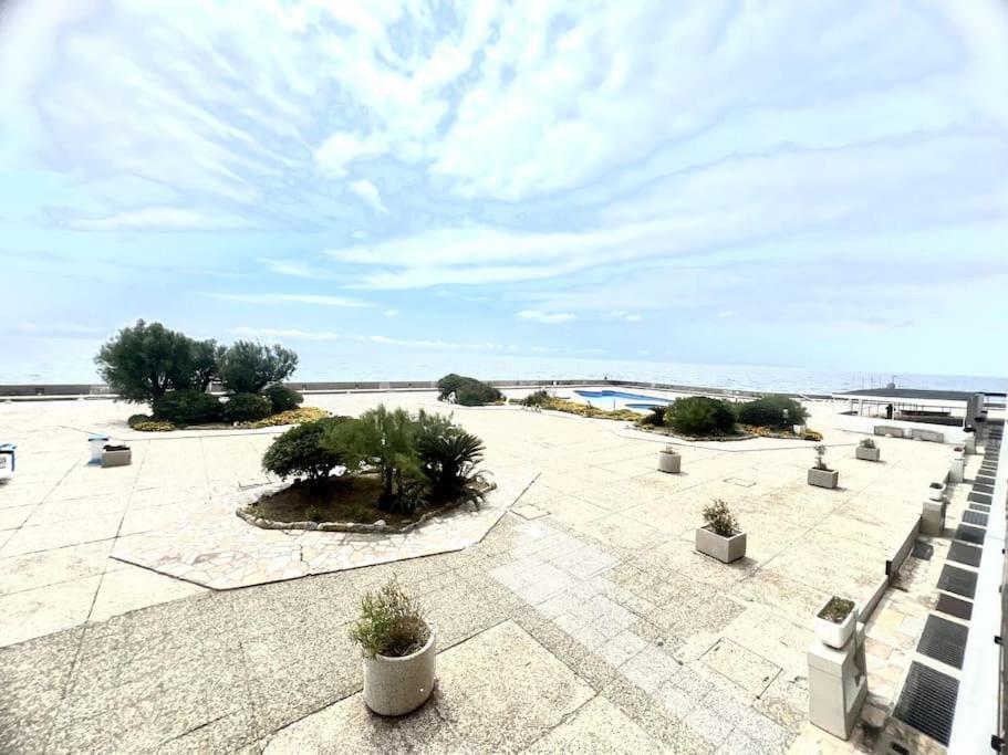 Suite Levante 56 - Fronte Mare Sanremo Ospedaletti Zewnętrze zdjęcie