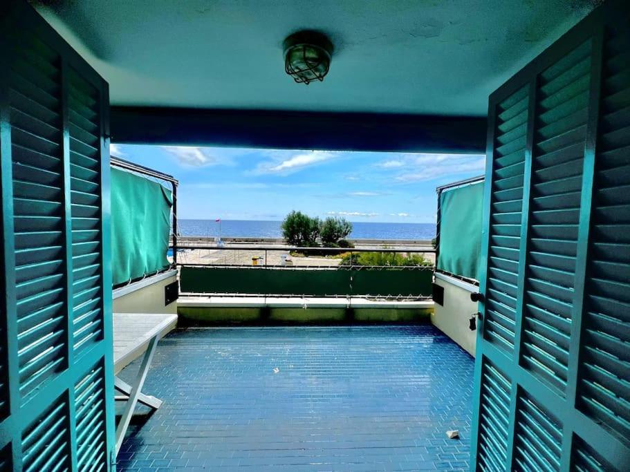 Suite Levante 56 - Fronte Mare Sanremo Ospedaletti Zewnętrze zdjęcie